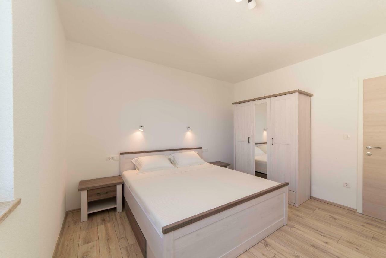 Apartamento Sunset House Kampor Exterior foto